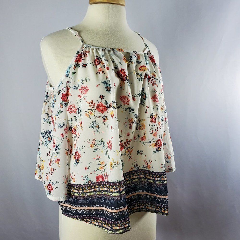Zyra Halter-Style, Cold Shouldered Floral Top With Sleeves - Picture 3 of 13
